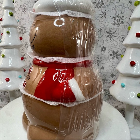 Christmas Peppermint Gingerbead Snowman Ceramic Stacked Measuring Cups - Picture 9 of 12